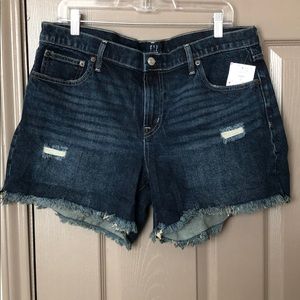Gap 5” Denim Shorts with patch pockets